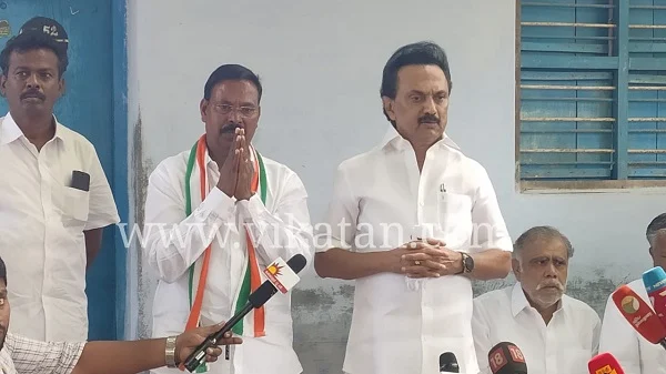 ஸ்டாலினுடன் காங்கிரஸ் வேட்பாளர் ரூபி மனோகரன்