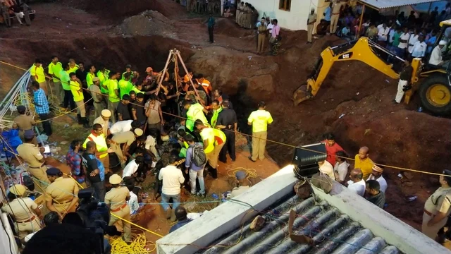 `90 அடியில் இருக்கும் குழந்தைக்கு ஆக்சிஜன் அனுப்பப்படுகிறது!'- விஜயபாஸ்கர் #prayforsurjeeth
