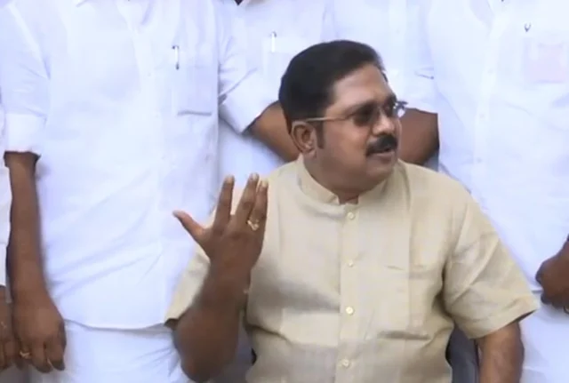 தினகரன்