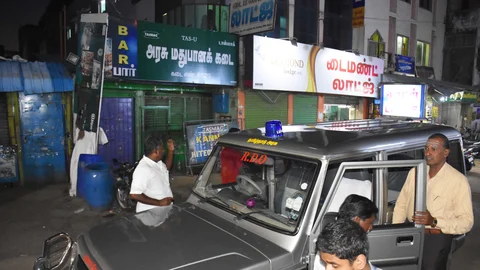 அதிரடி ஆய்வு நடத்திய ஆர்.டி.ஓ