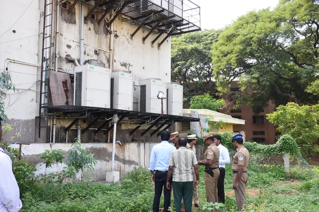 Lalitha jewellery Robbery