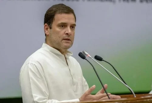 காங்கரஸ் கட்சியின் முன்னாள் தலைவர் ராகுல்காந்தி