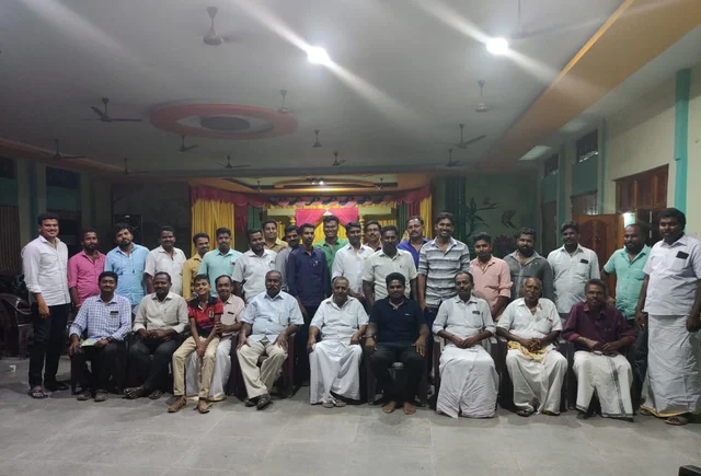 குழுவினர்