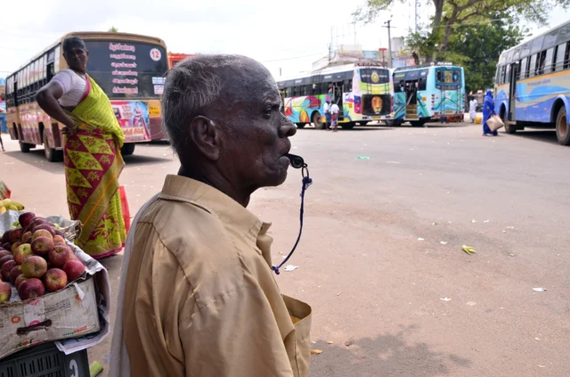 விசில் தாத்தா கிருஷ்ணான்