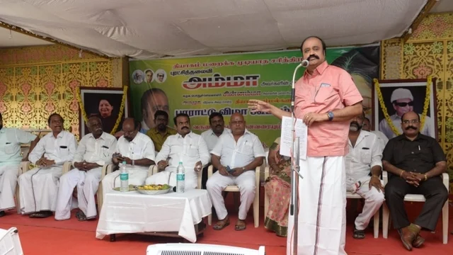 புகழேந்தி