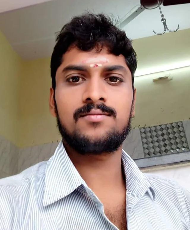 கொலை செய்யப்பட்ட சுரேஷ்