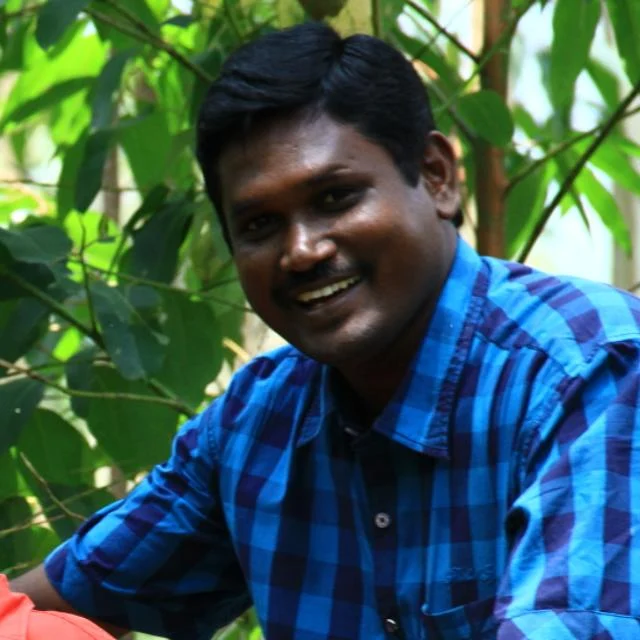 காது, மூக்கு, தொண்டை நிபுணர் வேலுமணி