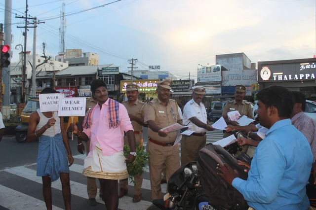 புல்லட் பாண்டி வடிவேல் கெட்டப்பில் பிரபு