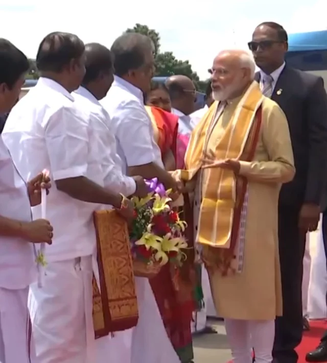 மோடியுடன் பேசிய ஜி.கே.வாசன்