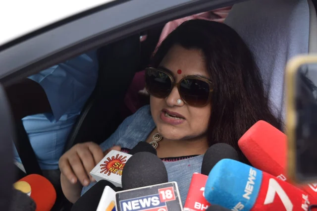 குஷ்பு