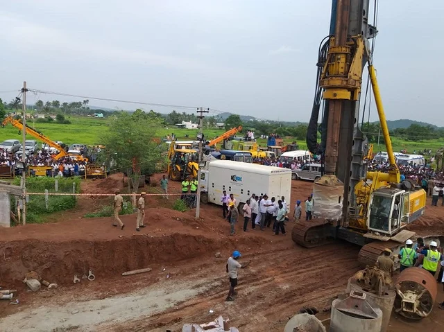 சிறுவன் சுர்ஜித் மீட்புப் பணி
