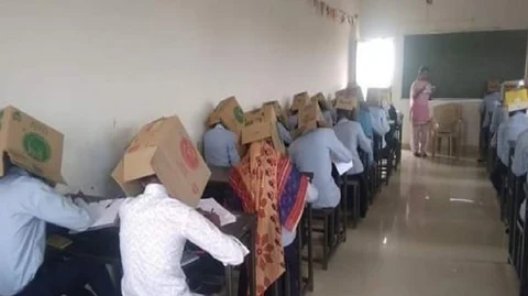 மாணவர்கள்