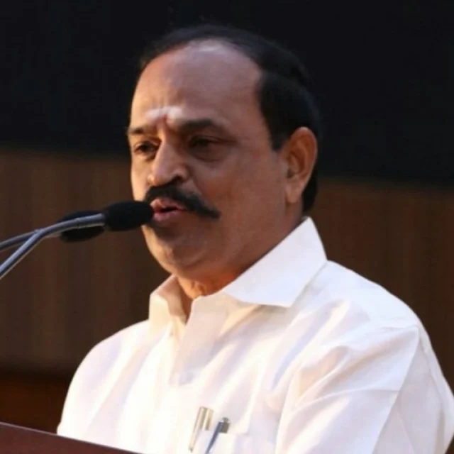 கடம்பூர் ராஜூ