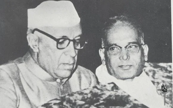 நேருவுடன், ஜெயப்பிரகாஷ் நாராயண்