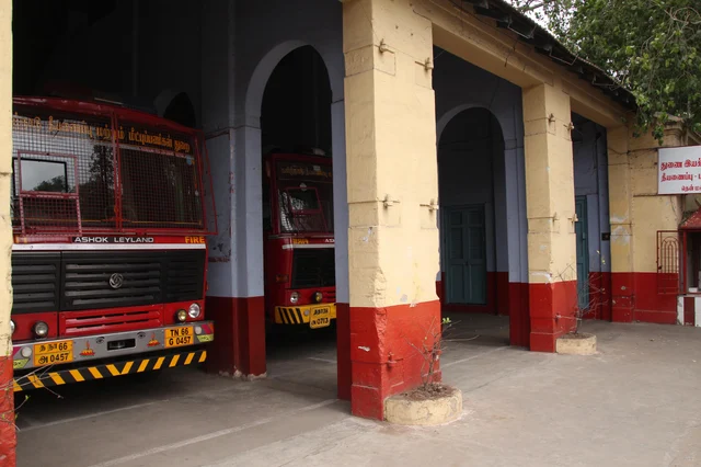 தீயணைப்பு நிலையம் - பெரியார்