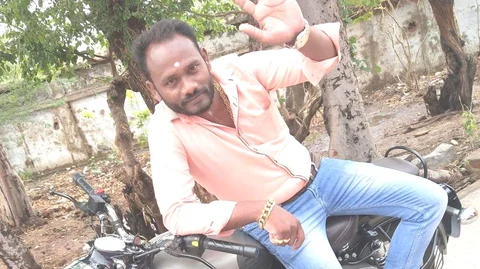 நரேஷ்