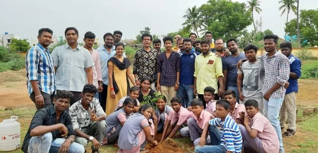 'நிழல் நண்பர்கள்' குழு