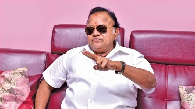 ராதாரவி