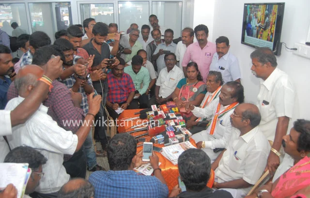 வசந்தகுமார்