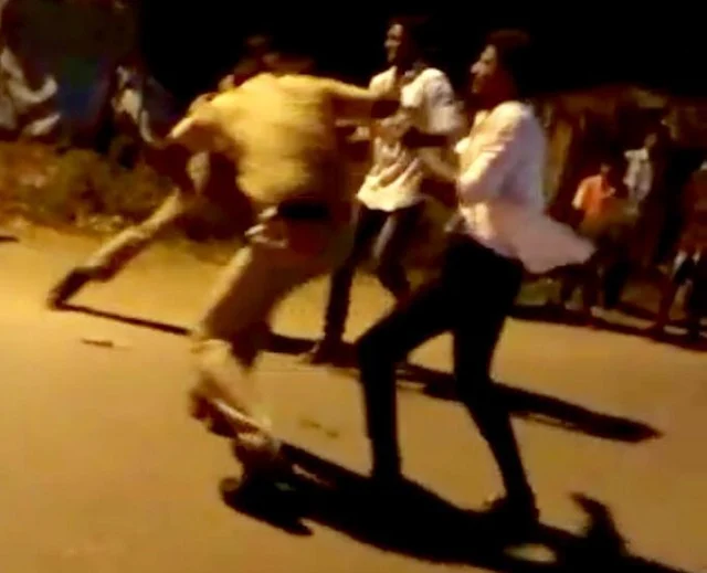 Police Attacked by Rowdies