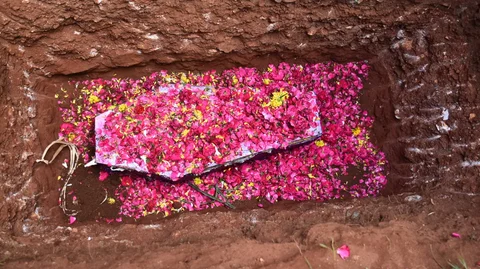 சுஜித் உடல் நல்லடக்கம்
