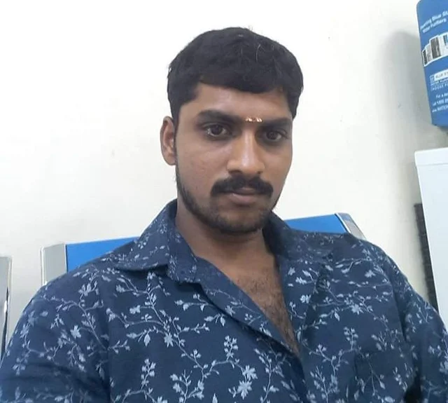 சுரேஷ்