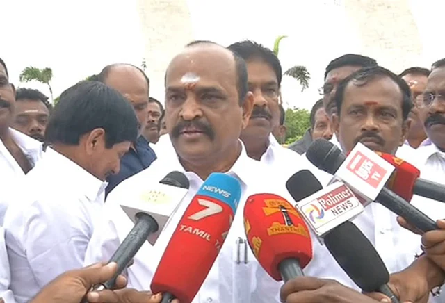 கடம்பூர் ராஜு