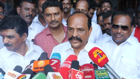 அமைச்சர் கடம்பூர் ராஜூ