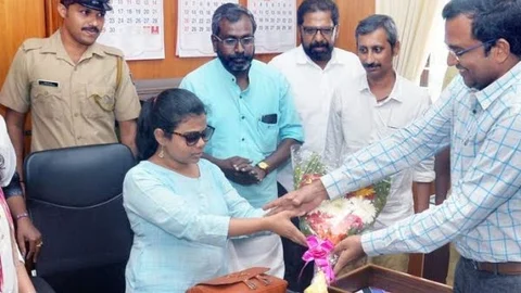 சப்-கலெக்டராகப் பொறுப்பேற்ற பிரன்ஜல்