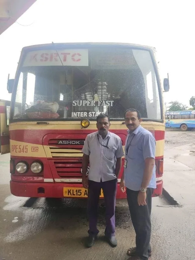 கண்டக்டர் ஷாஜுதீன், டிரைவர் டென்னிஸ் சேவியர்