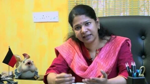 கனிமொழி