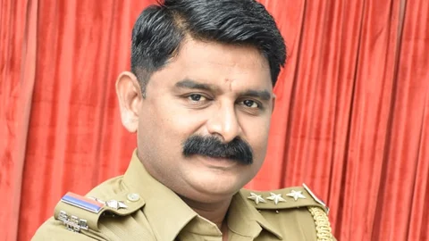 இன்ஸ்பெக்டர் சிதம்பர முருகேசன்