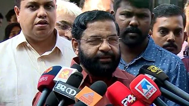 கடகம்பள்ளி சுரேந்திரன்