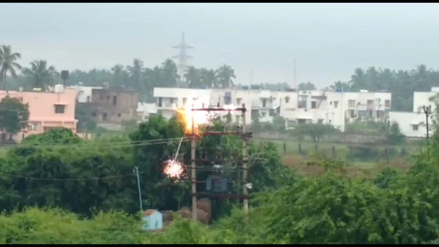 யானை மோதிய டிரான்ஸ்பார்மர்