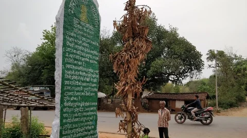 பழங்குடிகளின் `பதல்காடி' இயக்கம்!