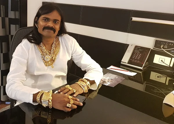 ஹரி நாடார்