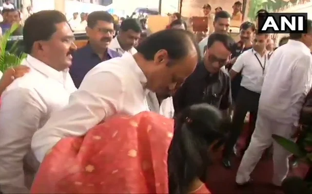 அஜித் பவார் - சுப்ரியா