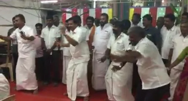 வேலுமணியின் ஒயிலாட்டம்...