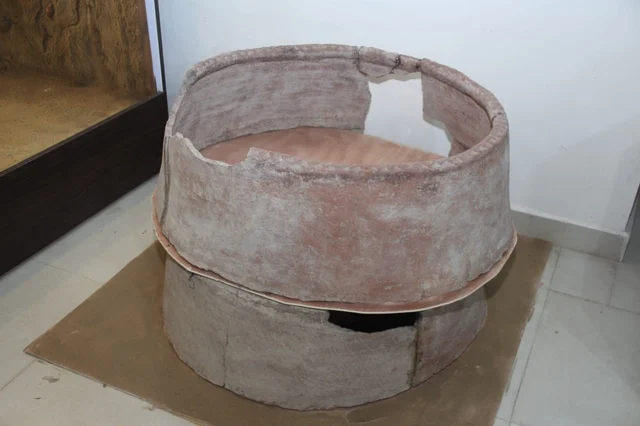 தொல்பொருள்