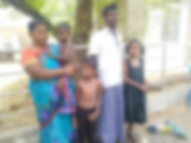 தீக்குளிக்க முயன்ற அருள்தாஸ் குடும்பத்தினர்