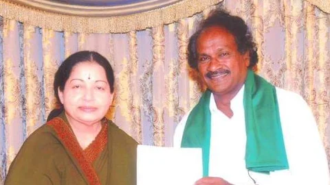 ஜெயலலிதாவுடன் புருஷோத்தமன்