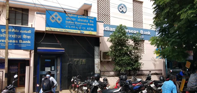 இந்தியன் ஓவர்சீஸ் வங்கி ஜமால் முகமது கல்லூரி கிளை