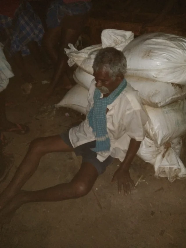 முதியவர் சண்முகவேல்.