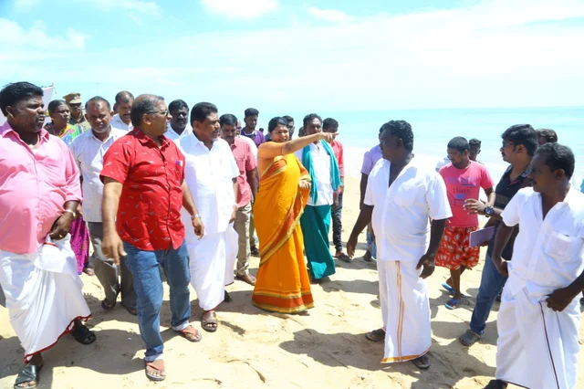 கனிமொழி