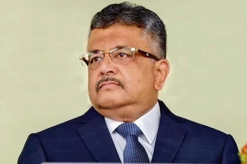 துஷார் மேத்தா