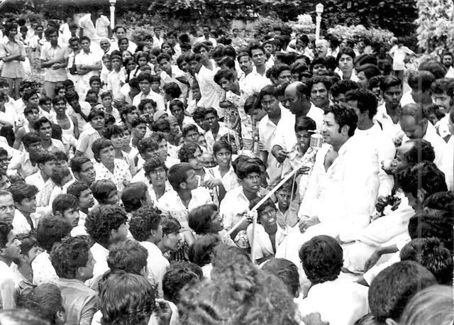 ``யாரையும் `ஒழிக' கோஷம் போட்டுத் திட்டாதீங்கப்பா!" - புதுக் கட்சி தொடங்கிய சிவாஜி! #VikatanVintage