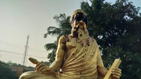 திருவள்ளுவர் சிலை