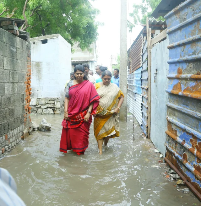 கனிமொழி