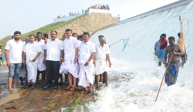 அணையில் செந்தில் பாலாஜி