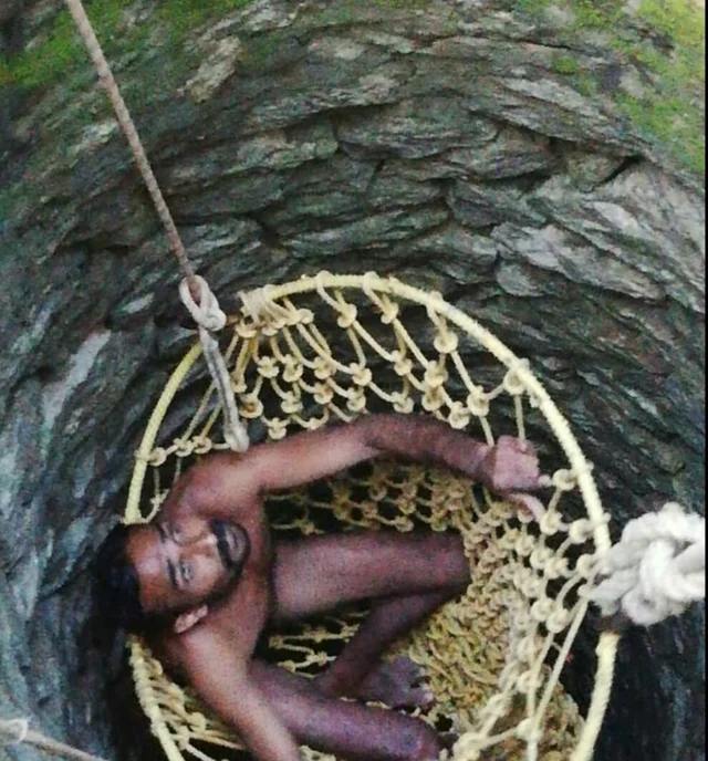 பேய் துரத்தியதாக கூறும் ஸ்டீபன்